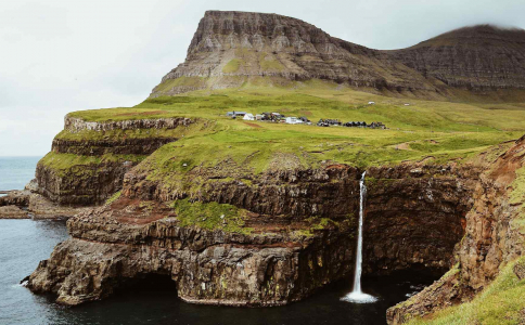 Ceļojums uz Fēru salām kopā ar FlyMeAway