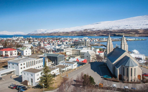 Ceļojums uz Akureiri ar FlyMeAway